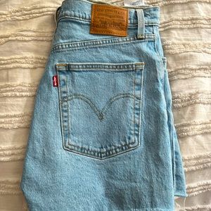 levi’s denim shorts
